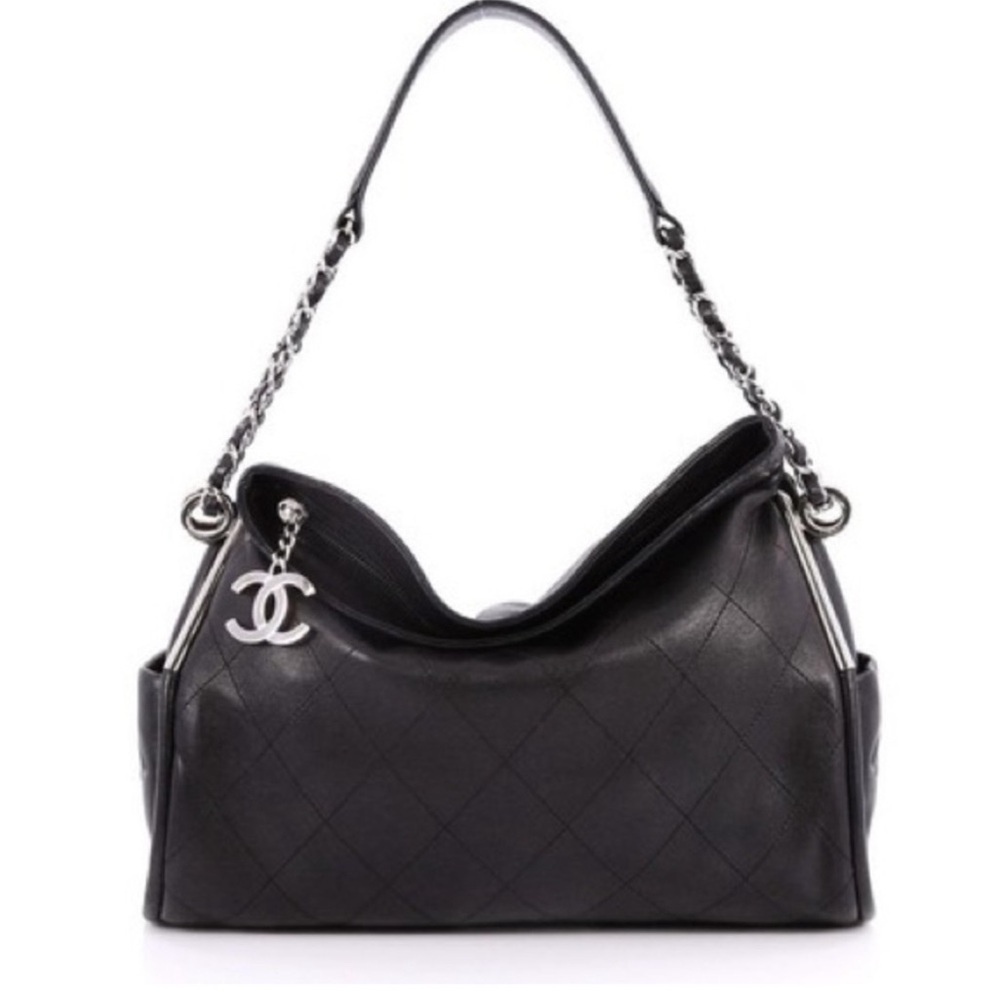 Chanel Ultimate Soft Hobo Quilted Leather Medium used